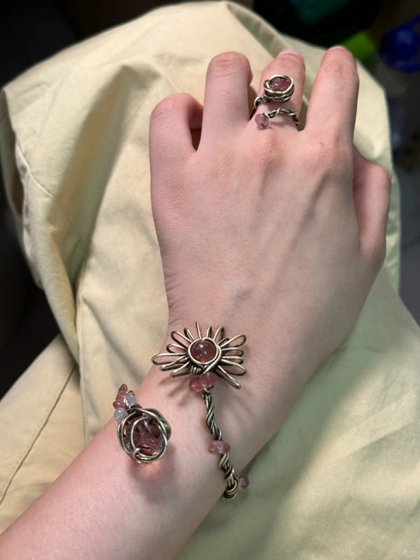 Strawberry quartz copper wire winding bracelet