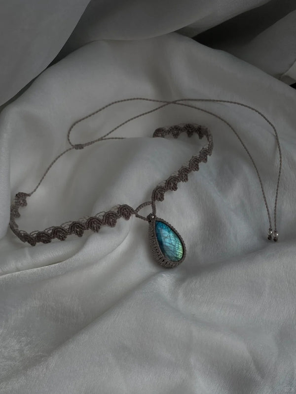 Labradorite crystal macramé charm necklace pendant