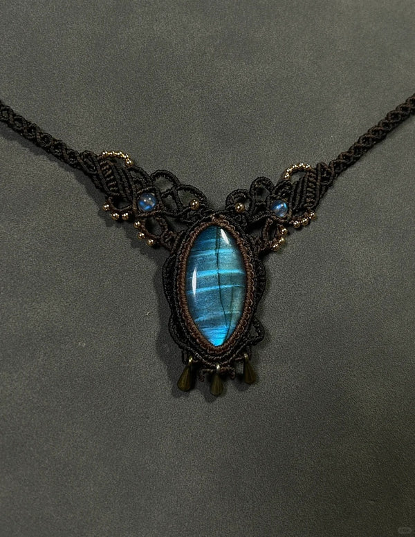 Labradorite macrame necklace pendant crystal healing magic stone