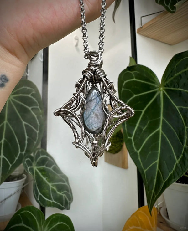 Labradorite necklace pendant