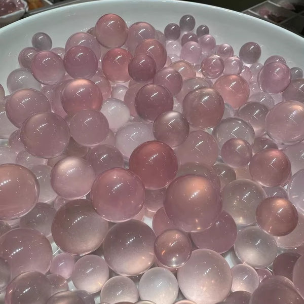 Collection level-rose quartz crystal