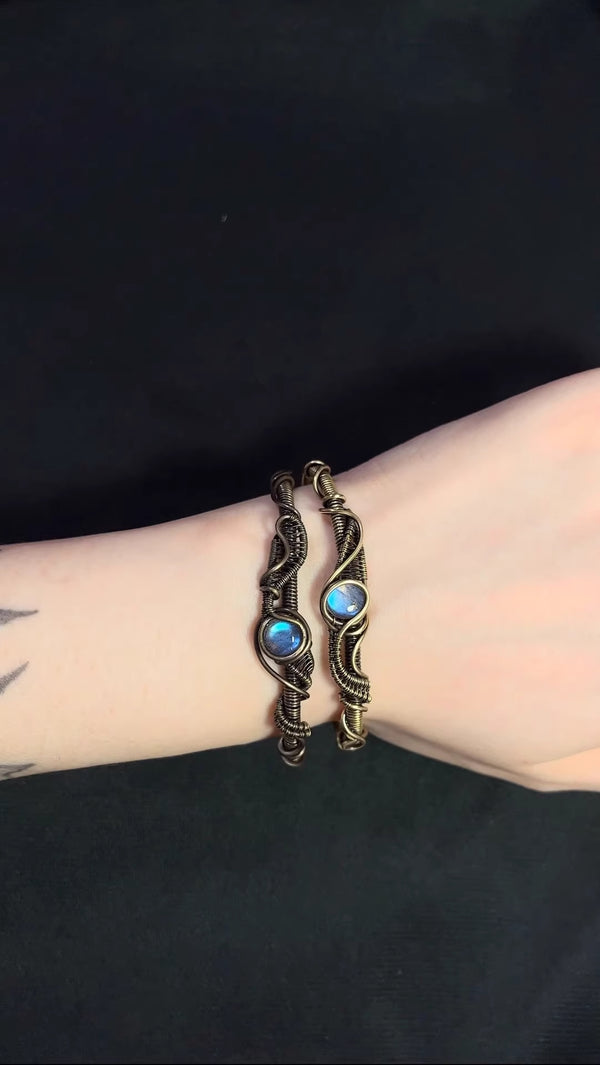 Handcrafted wire-wrapped labradorite bracelet