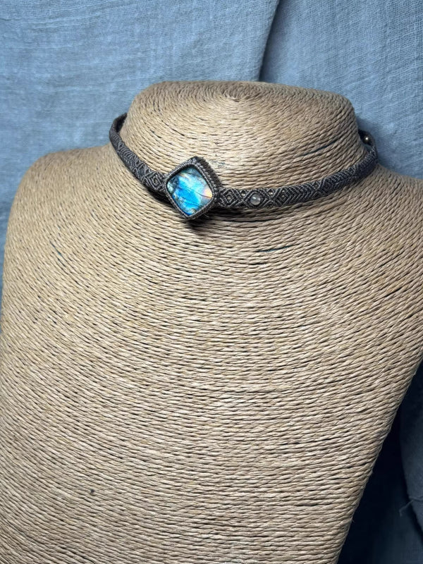 Labradorite crystal choker necklace