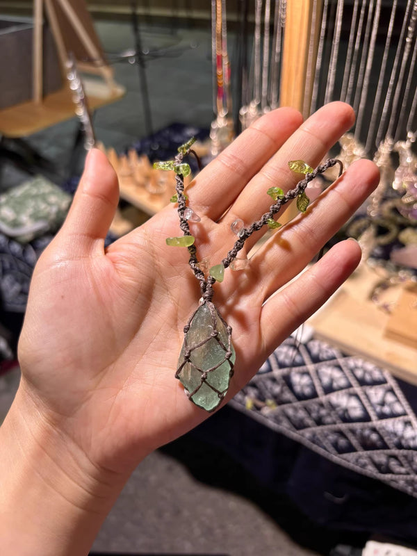 Green fluorite rope woven pendant